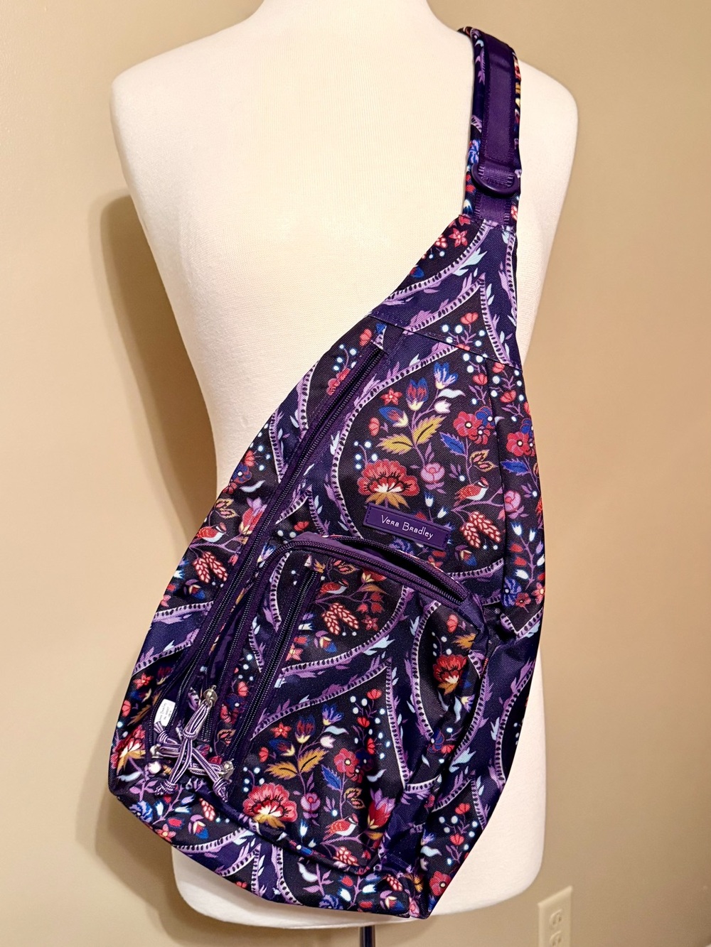 NWOT Vera Bradley Sling Bag